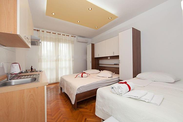 Apartmani Saric Tučepi Exterior foto