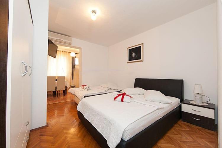 Apartmani Saric Tučepi Exterior foto