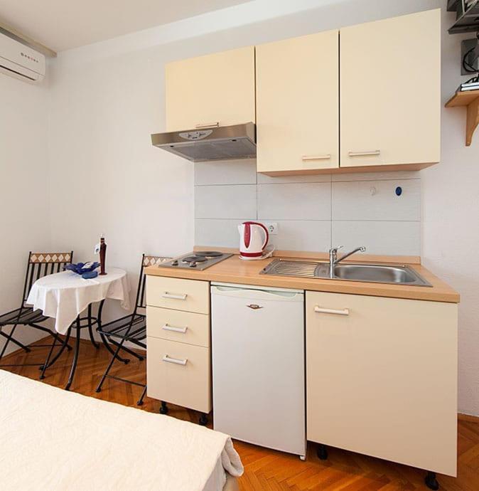 Apartmani Saric Tučepi Exterior foto
